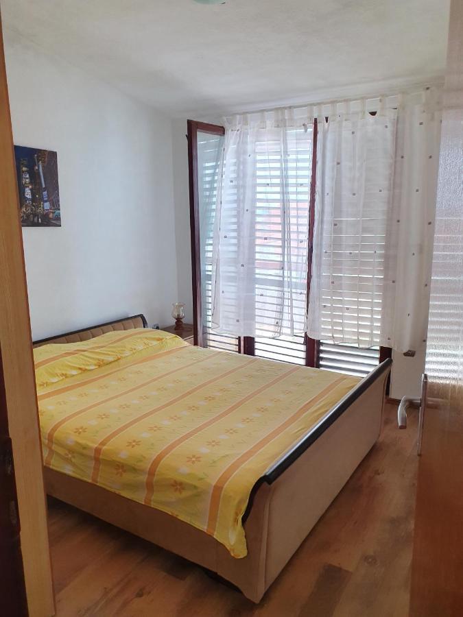 Aenona Sunny Apartment Vrsi Kültér fotó